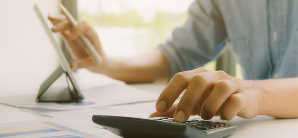 1680x700-site-mentions-obligatoires-factures-audit-consulting-hyeres